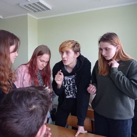 ДЕЛОВАЯ ИГРА В РАМКАХ НЕДЕЛИ ЦИКЛОВОЙ КОМИССИИ ЭКОНОМИЧЕСКИХ ДИСЦИПЛИН