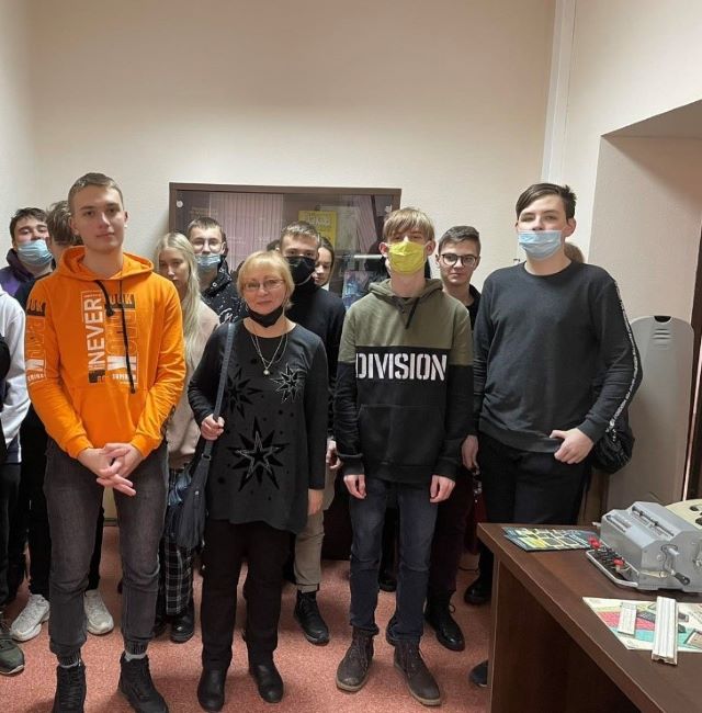 ЭКСКУРСИЯ В МУЗЕЙ РЕТРОКОМПЬЮТЕРОВ МГРТК ЭКСКУРСИЯ В МУЗЕЙ РЕТРОКОМПЬЮТЕРОВ МГРТК
