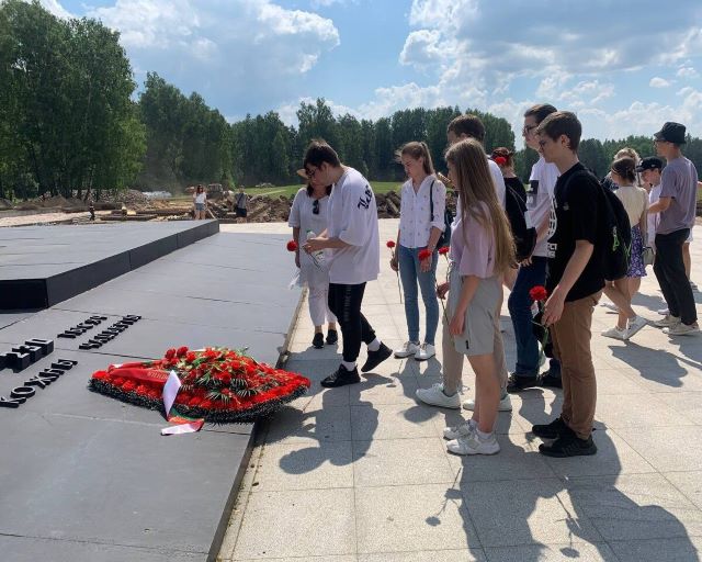 ЭКСКУРСИЯ В МЕМОРИАЛЬНЫЙ КОМПЛЕКС «ХАТЫНЬ»