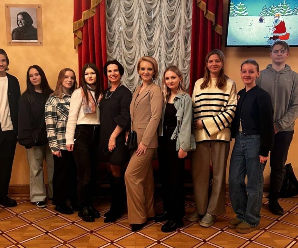 ПОСМОТРЕЛИ СПЕКТАКЛЬ «ФИГАРО» БЕЛОРУССКОГО ТЕАТРА ЮНОГО ЗРИТЕЛЯ