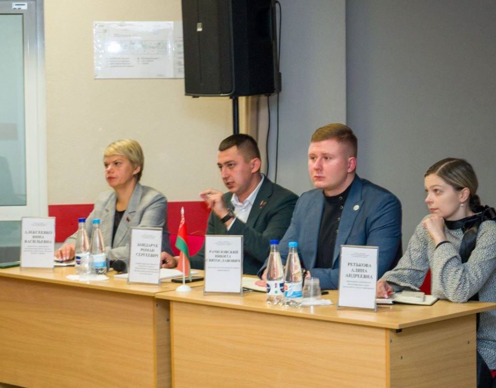 ДИСКУССИОННЫЙ ПРОЕКТ «МОЛОДЕЖНЫЙ СХОД»