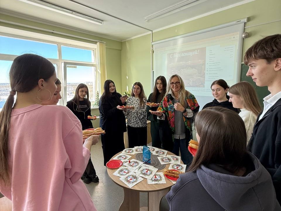 Вкусные традиции: Масленица с куратором