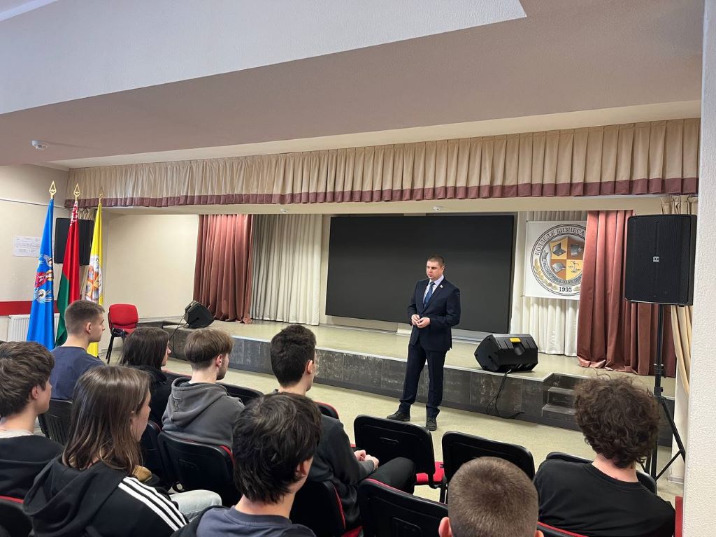 Встреча выпускников с представителем Департамента оперативно-розыскной деятельности