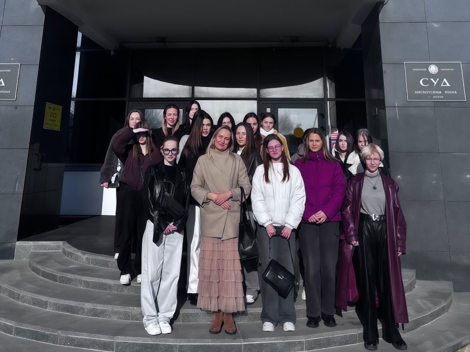 «Встать, суд идет!»: учащиеся колледжа на реальном процессе