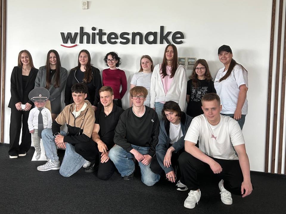 Первые шаги в ИТ: первокурсники посетили компанию «White Snake»
